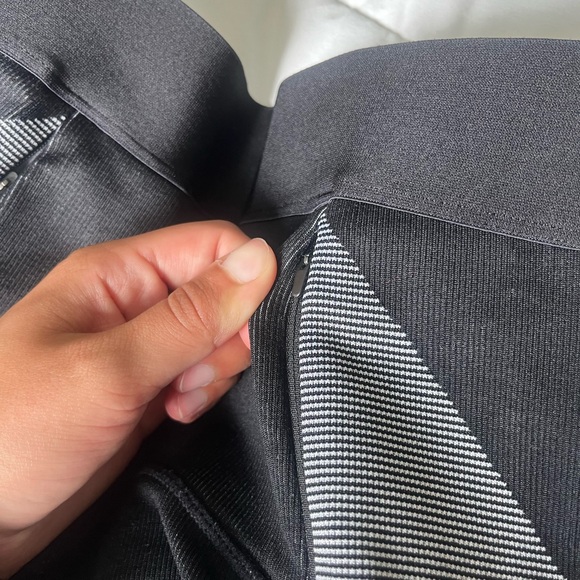 Fabletics Leggings - Picture 5 of 6